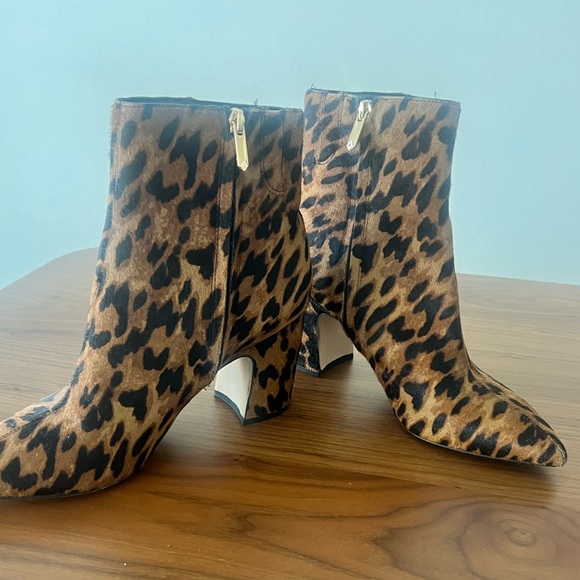 Sam Edelman Hilty Animal Print Ankle Bootie - Picture 7 of 9